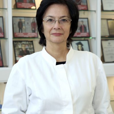 Elveta Tomorri (2)